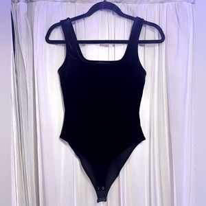 NWOT Black Velvet Square Neck Bodysuit | Small